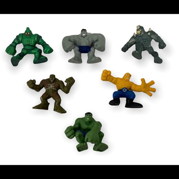 26 Action Figures Superheroes Marvel DC Comics Hulk Wolverine Silver Surfer - Picture 4 of 7